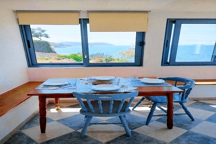 Apartment with garden & terrace | Sea view — photo 2