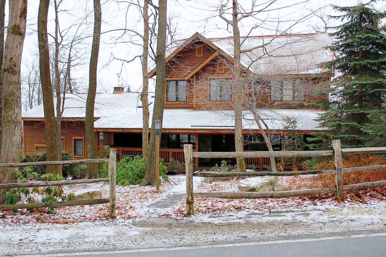 House Seven Springs