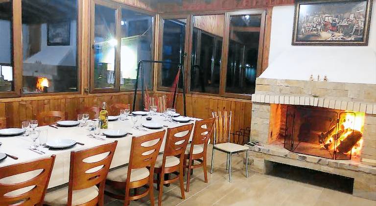 Charming villa with hot tub | Pet-friendly — photo 3