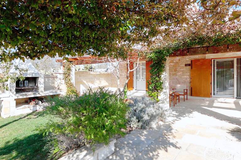 Villa with garden, barbeque & private pool — photo 5