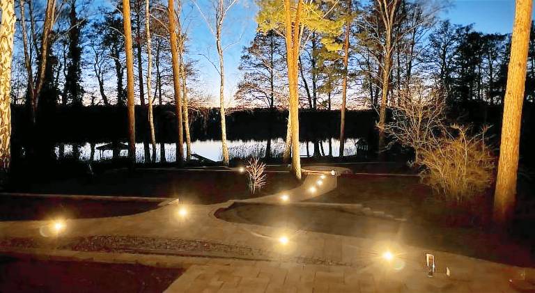 Villa with hot tub — photo 4