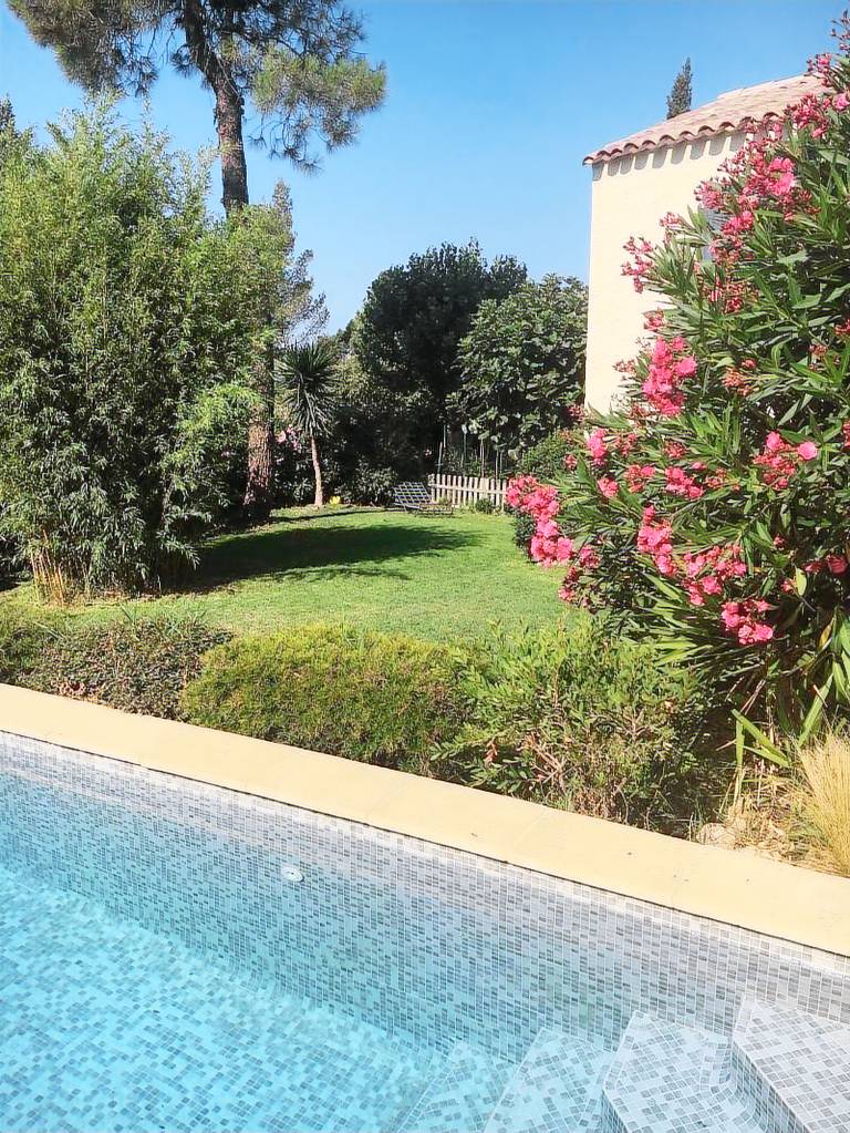 Gite with terrace, garden & private pool | Pet-friendly — photo 2