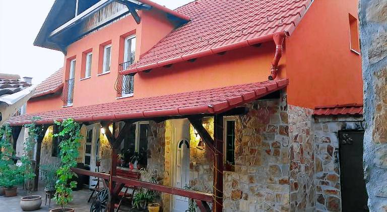 Szállás reggelivel Markaz