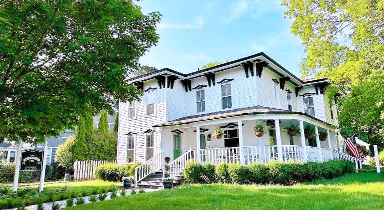 The Belvedere B&B in Charlevoix, MI
