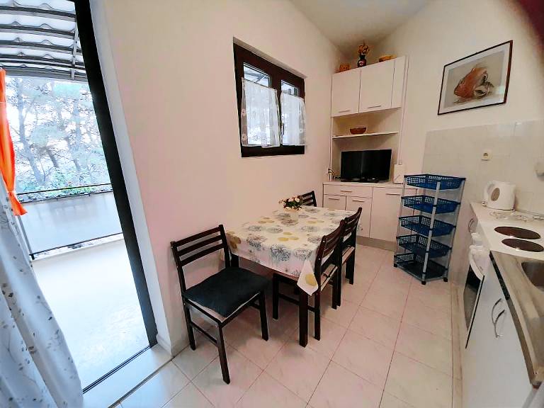 Apartment with terrace & BBQ | Close to the beach | Pets allowed — photo 2