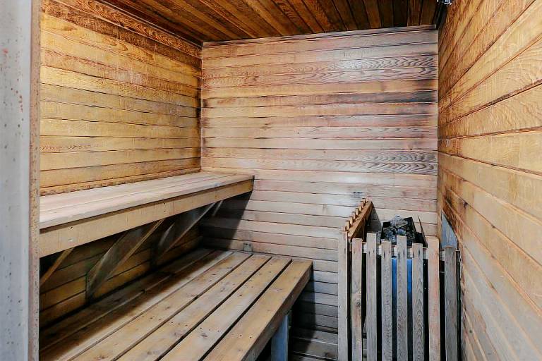 Canadas Best Value Inn & Suites Fernie — photo 2