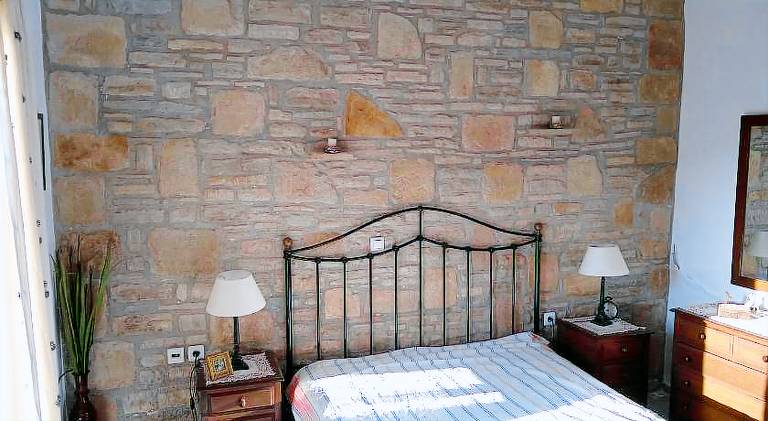Lovely apartment with yard & patio | Pet-friendly in Rethymno