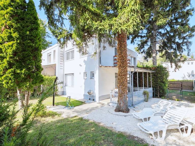 Ferienwohnung in Siófok, Plattensee, Kroatien für max. 4 Personen Ferienwohnung in Siófok, Plattensee, Kroatien für max. 4 Personen