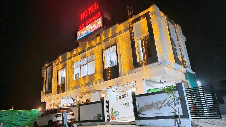 Bed and breakfast  Nagpur