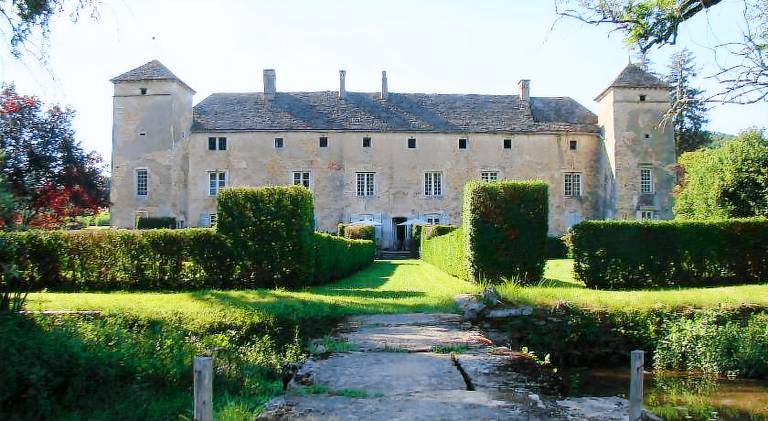 Chateau d'Ozenay in Tournus