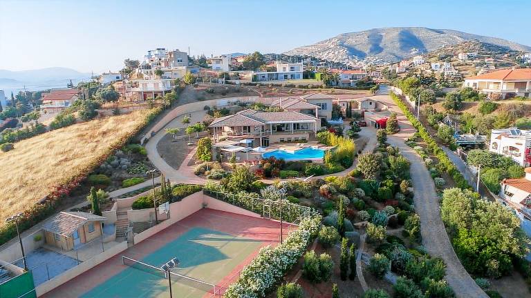 Βίλα  Παραλία Σαρωνίδα