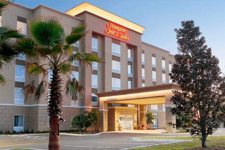 Hampton Inn & Suites Deland