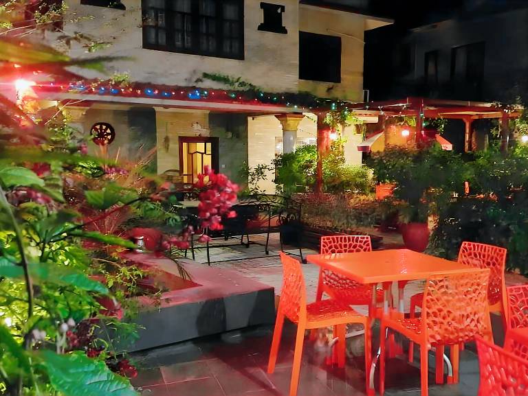 Hotel Middle Path & Spa in Pokhara