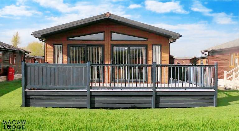 Chalet with jacuzzi | Dogs allowed in Malton