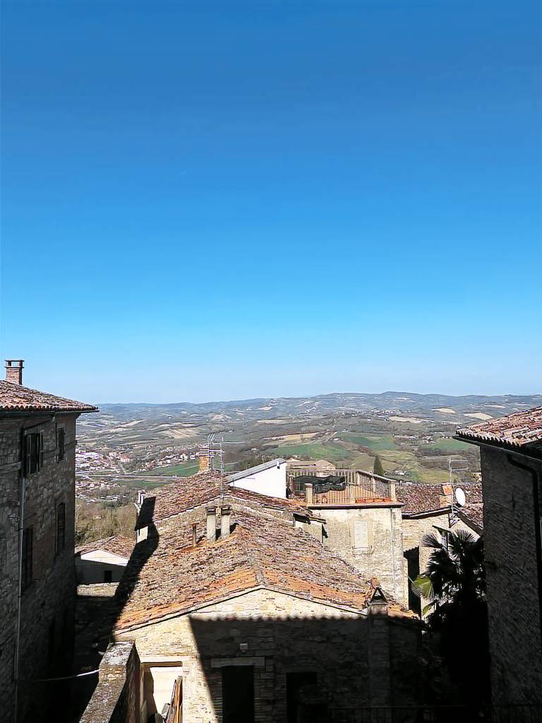 Ferienwohnung  Montenero