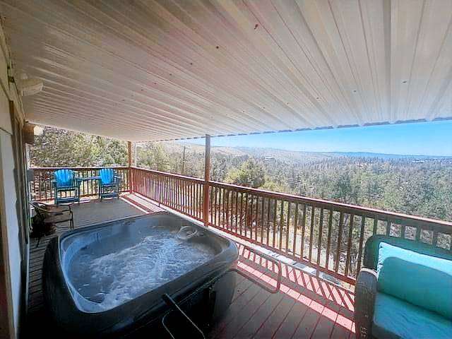 Raindance Retreat Hot Tub and Views — photo 5