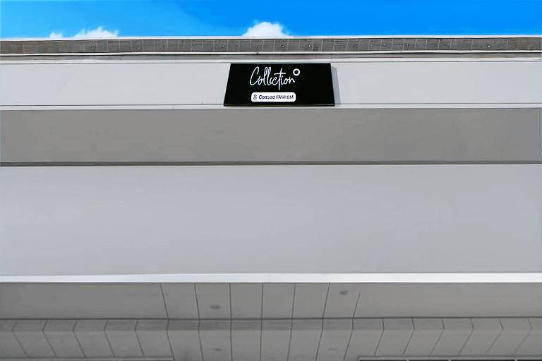 Super Collection O Sector 18 Metro station