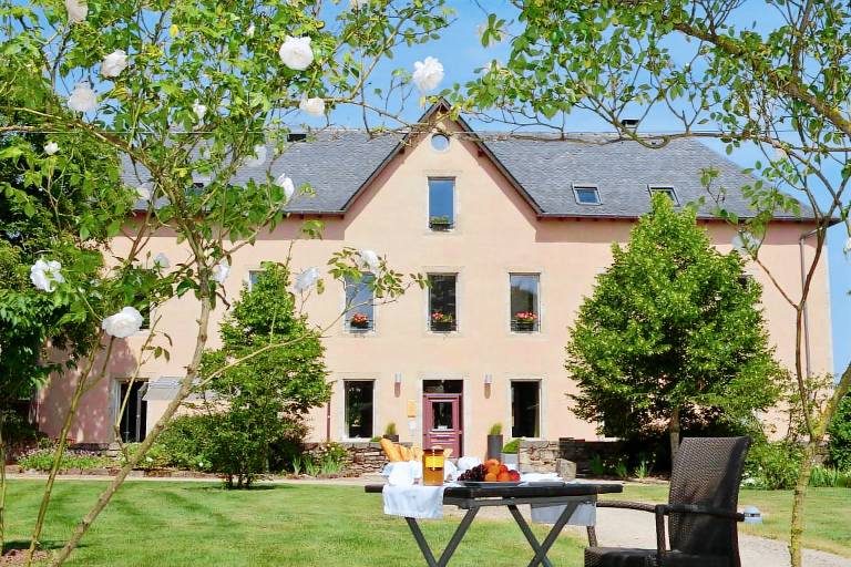 Hotel la Ferme de Bourran in Rodez