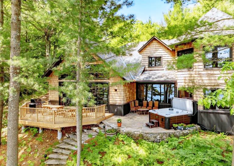 Cabin  Port Carling