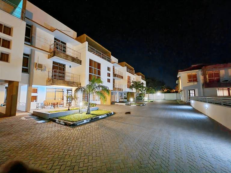 Casa  Mombaça
