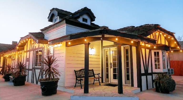 Solvang Inn & Cottages — photo 3