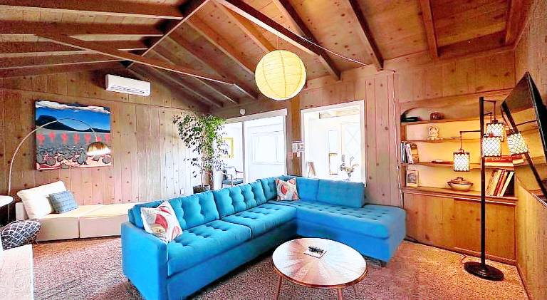 Ample vacation home | Pets are welcome in Solvang, CA