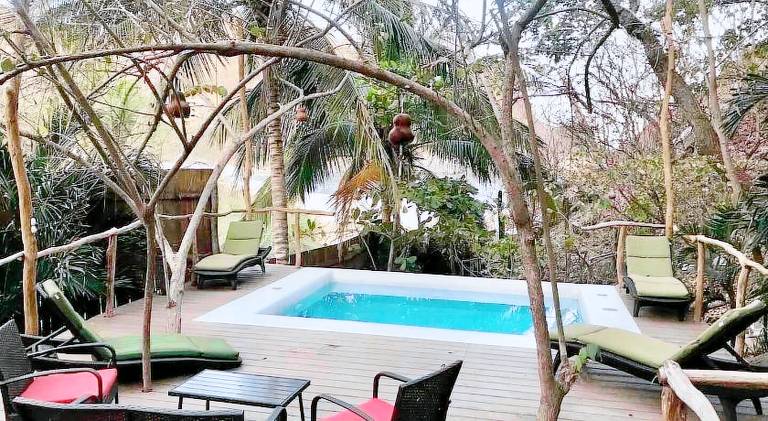 Charming vacation home with pool | Dogs allowed — photo 2