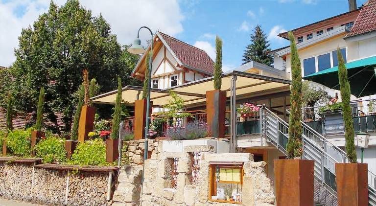 Gasthof zum Adler - Wahlwies-3 km z Bodensee Hotel geoffnet - Rest-Mo-Di-geschl — photo 4