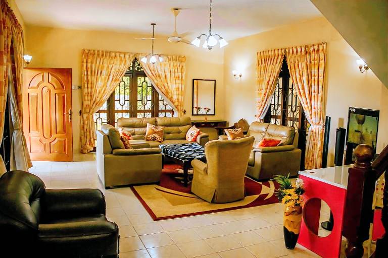 Grüne Oase mit 4 Schlafzimmern in Kandy