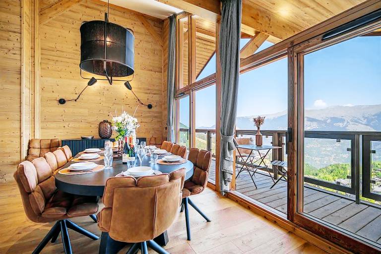 Family-oriented rental apartment | Mountain view | Close to the ski | Suitable for remote work | Pets are welcome — photo 5