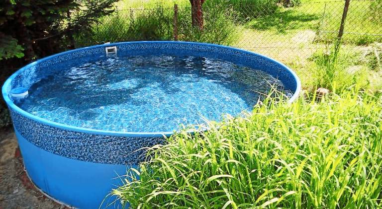 Holiday apartment with pool — photo 4