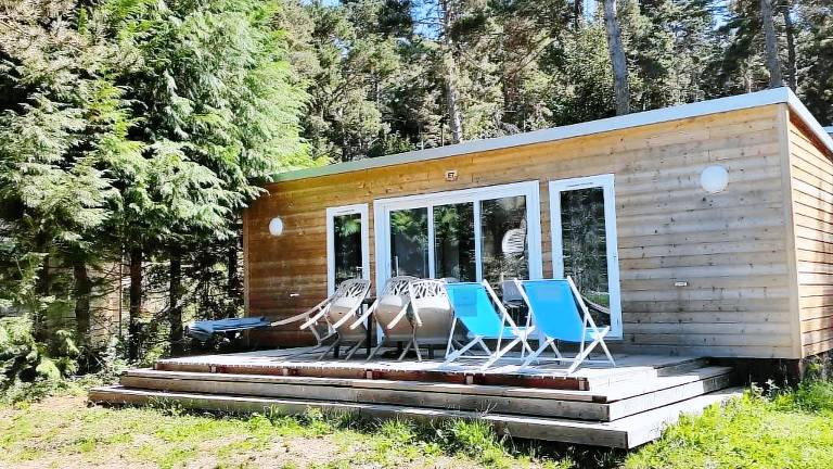 Mobile home with 2 rooms for 6 persons — photo 3