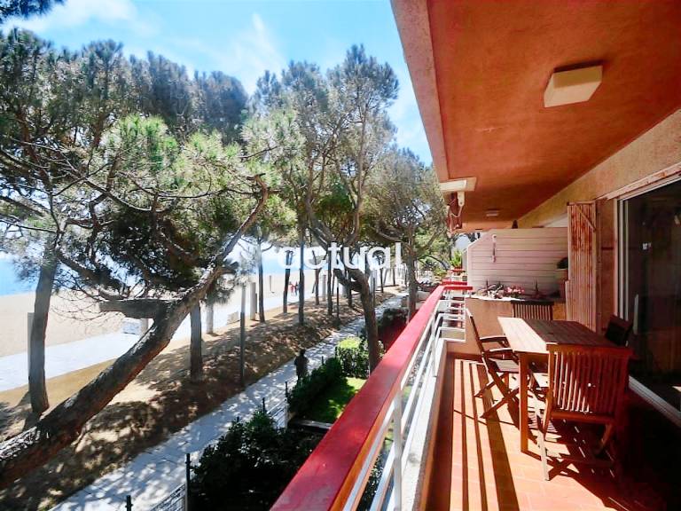 Apartment with 2 rooms for 6 persons — photo 4
