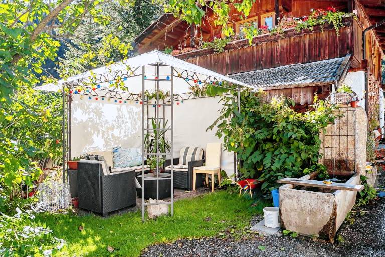 Pet-Friendly 'Stifterhof Apartment Mathilda' — photo 4