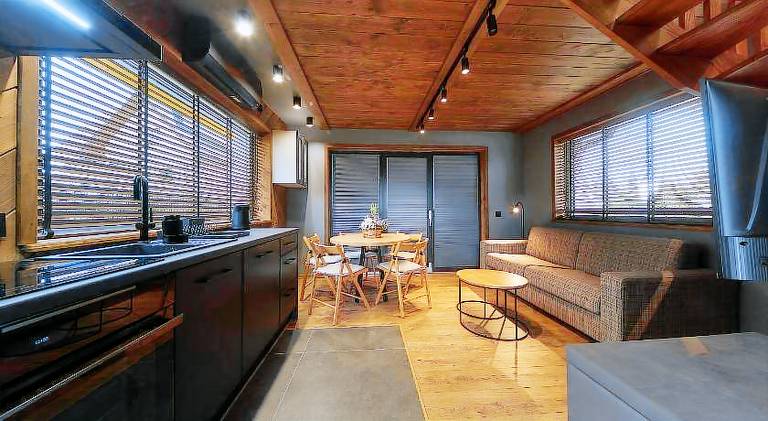 Chalet with 2 rooms for 6 persons — photo 3