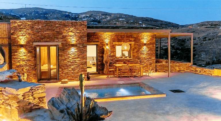 Villa with patio & private pool | Pet-friendly in Tinos