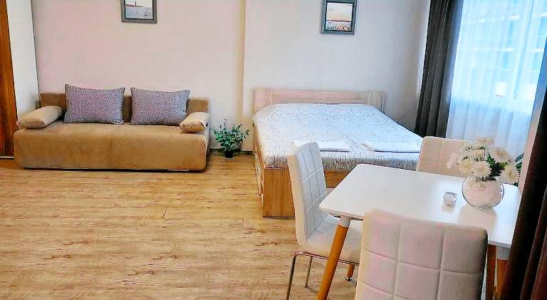 Holiday apartment with pool — photo 2