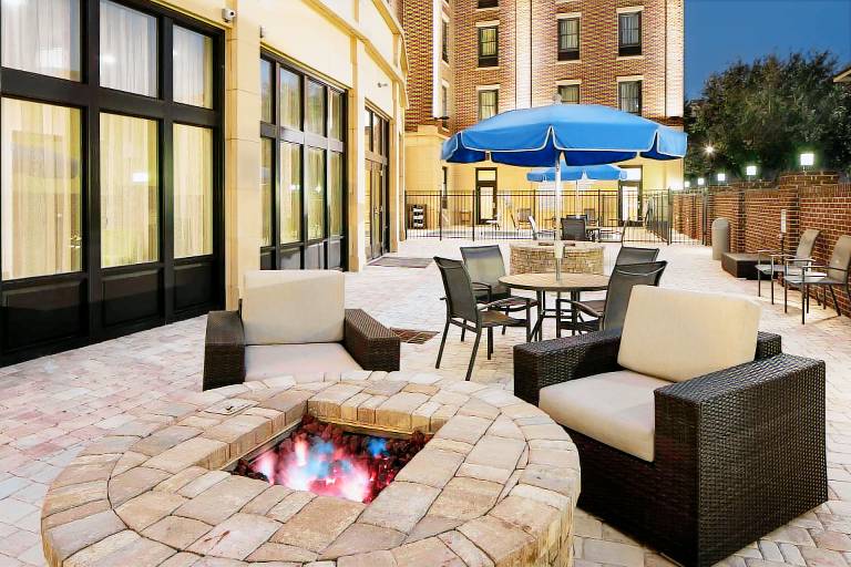 Fairfield by Marriott Inn & Suites Savannah Downtown/Historic District — photo 2
