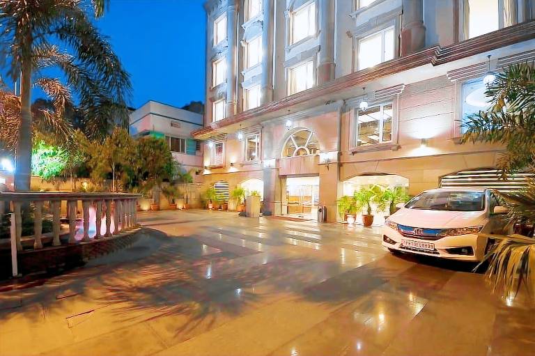 Hotel Regent Grand