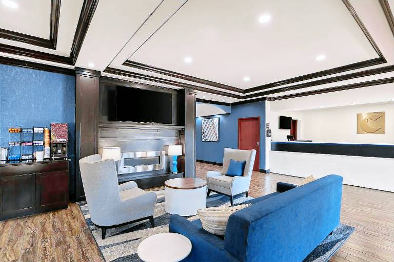 Comfort Inn & Suites Atoka — photo 4