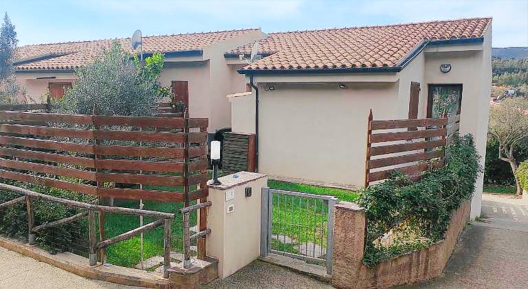 Nice vacation home | Dogs allowed in Domus de Maria