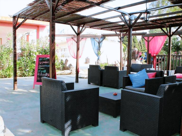 Pleasant apartment with patio, pool & yard | Nature view | Pets allowed — photo 2