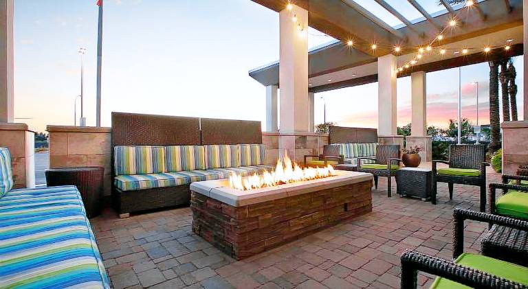Home 2 Suites by Hilton Phoenix Chandler — photo 2