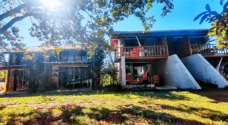 Lodge with garden in Caete
