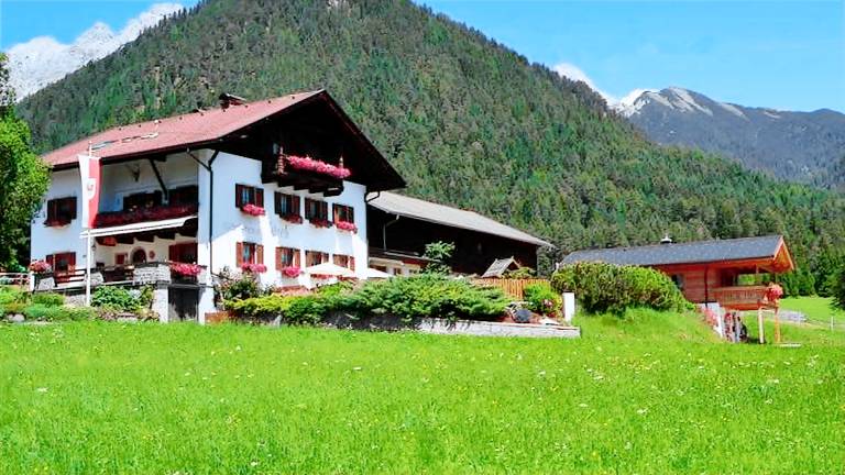 Ferienwohnung mit Hund in Gemeinde Obsteig, Obsteig f&uuml;r max. 4 Personen