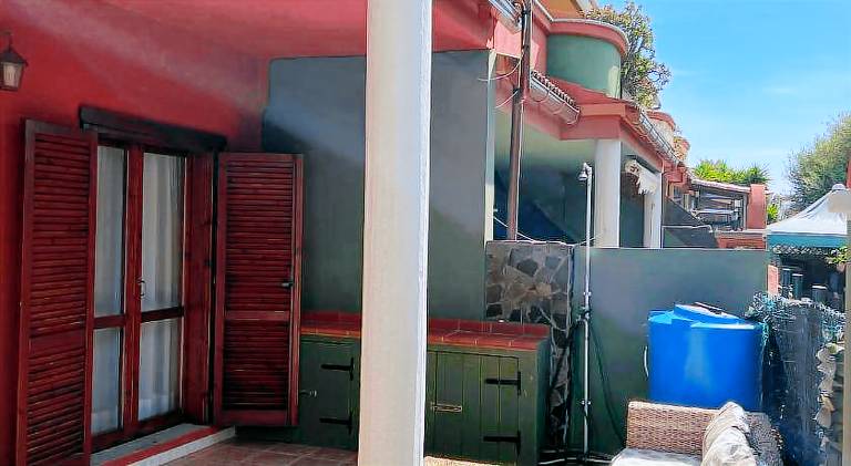 Holiday apartment with patio, grill & garden — photo 4