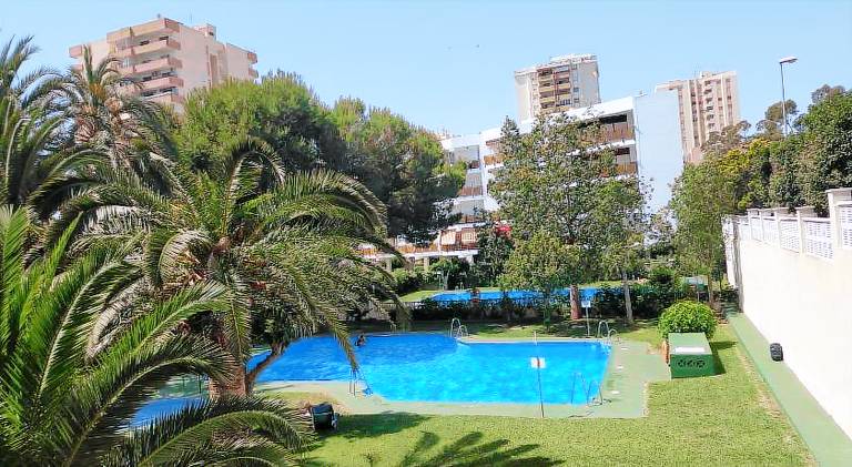 Rental apartment with pool — photo 5