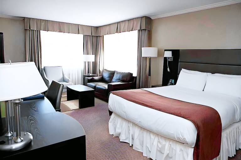 The Hotel on Pownal — photo 2