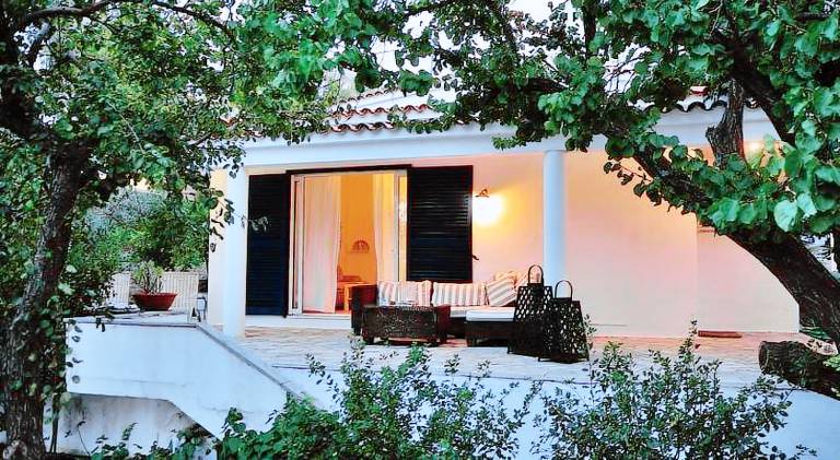 Villa with garden, pool & terrace | Beach nearby | Dogs allowed — photo 5
