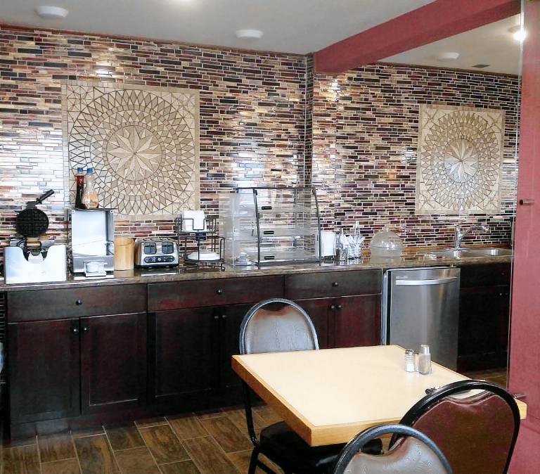 Americas Best Value Inn & Suites Sidney — photo 2
